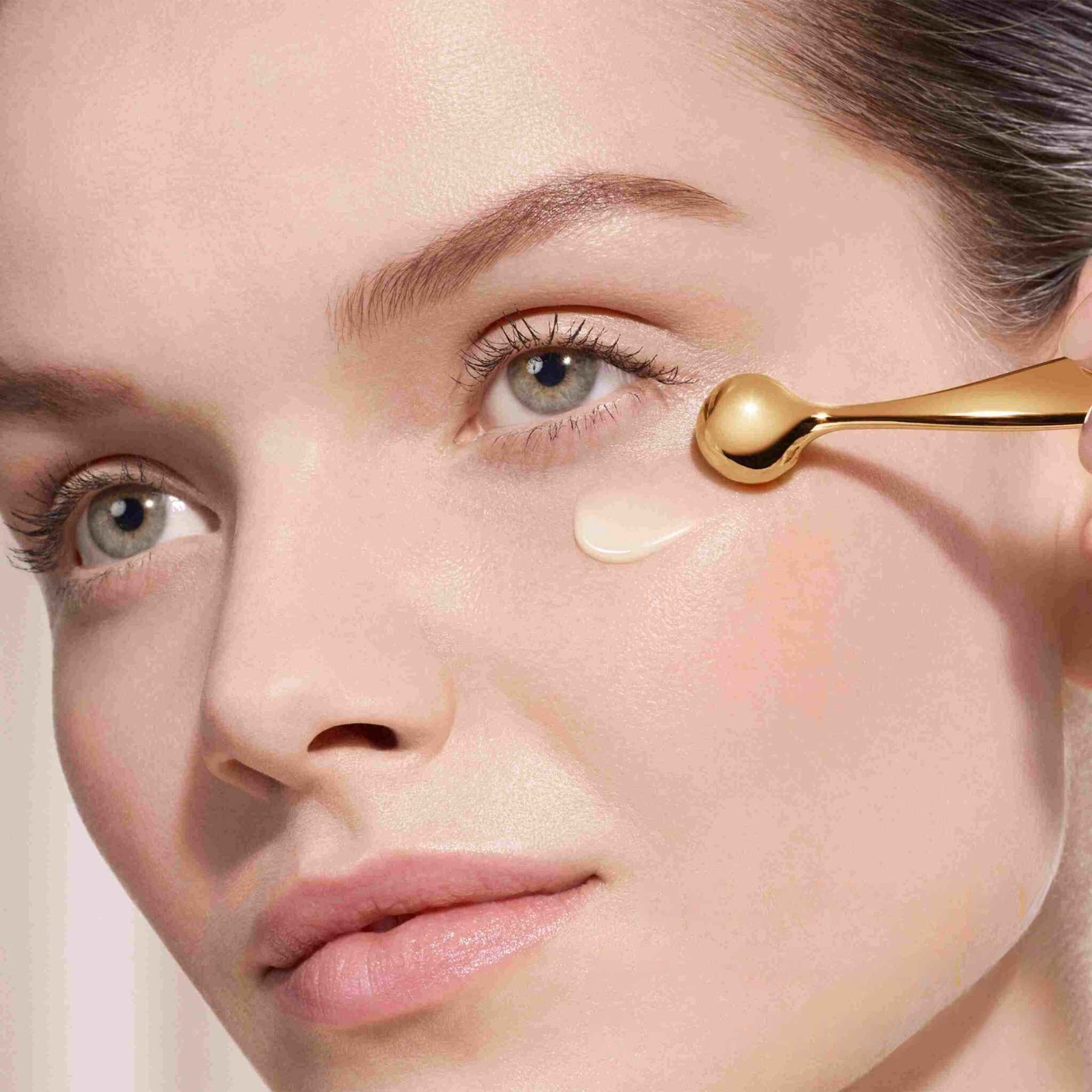 Absolue Eye Cream Collection​