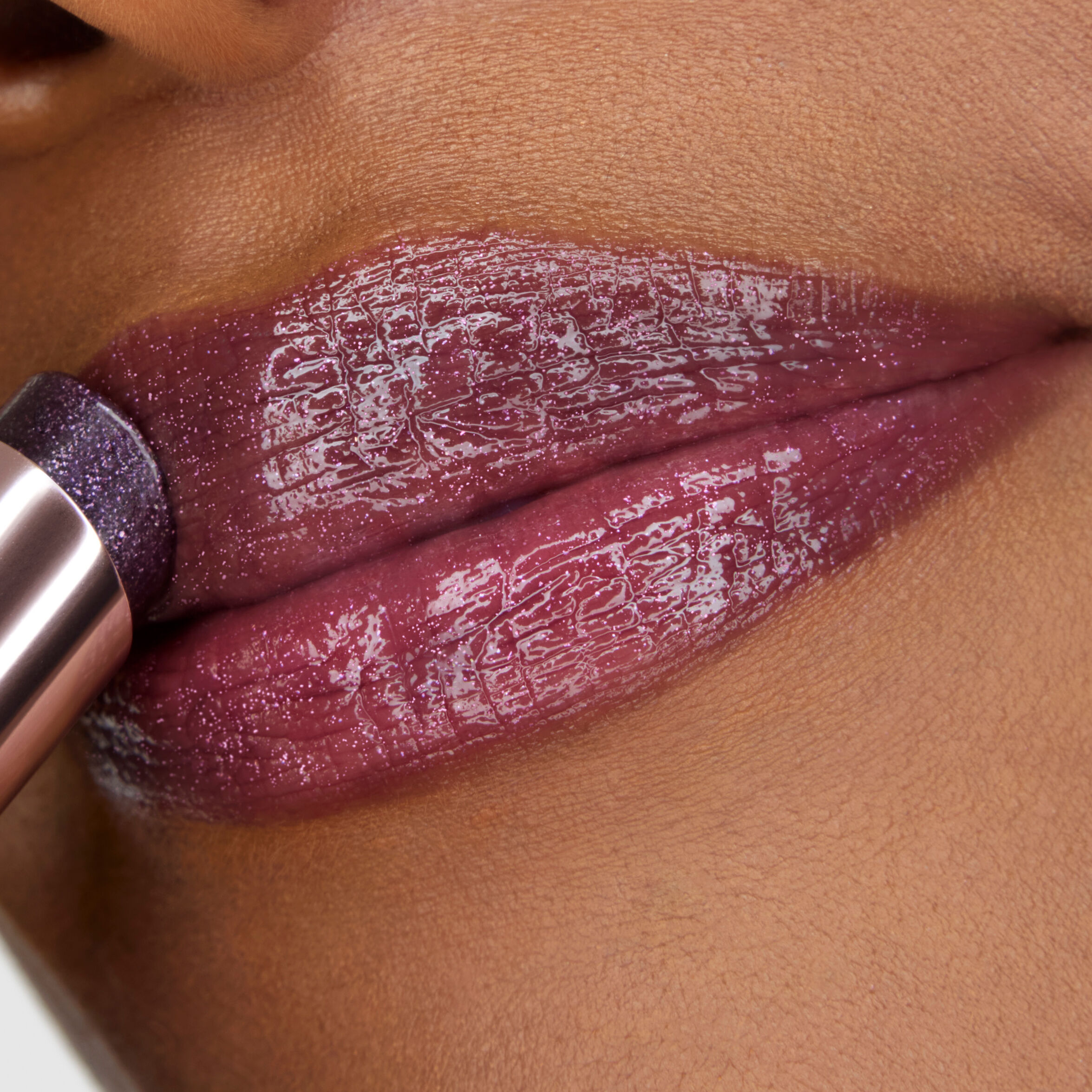 Lip Idole Butterglow Balsamo Hidratante con Color