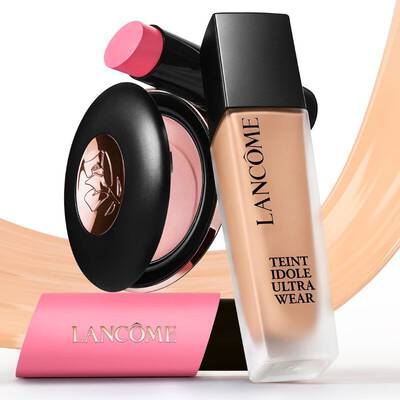 Imagen de belleza mostrando la franquicia Teint Idole