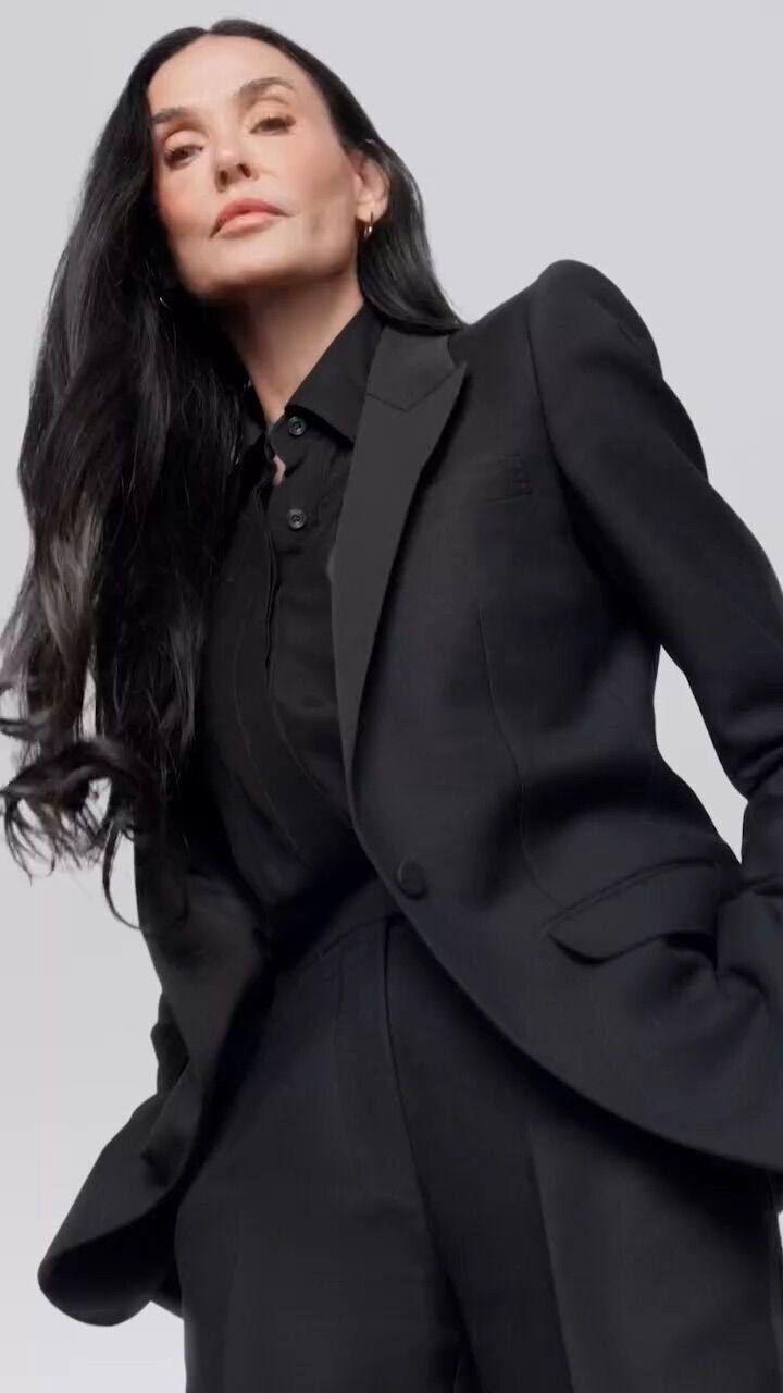 Un sustituto provisional del video con Demi Moore