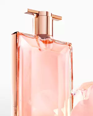 Idole, la fragancia de Lancome.