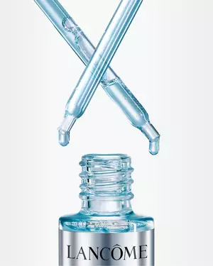 acercamiento a un serum de Lancome para ilustracion