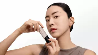 Visuales de belleza de bases de maquillaje para Lancome