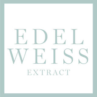 Texto alternativo: Logotipo de Edelweiss Extract, con letras grandes y elegantes en color verde claro sobre un fondo blanco.