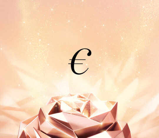 Texto alternativo: "Una rosa de cristal rosa brillante con un simbolo de euro en el centro, sobre un fondo suave y brillante."