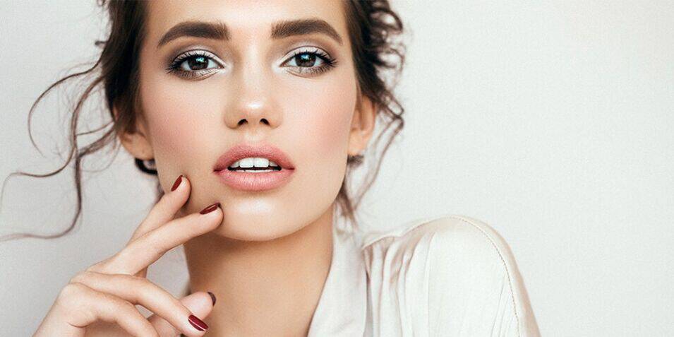 descubre consejos para maquillaje de piel grasa